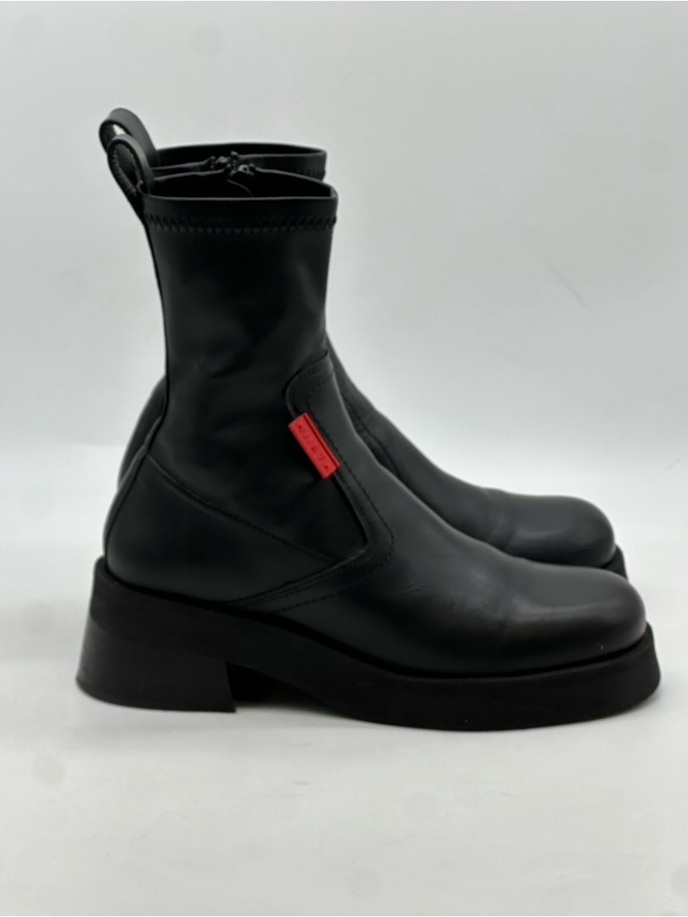 E8 Miista Oliana Leather Ankle Boots. Size 9